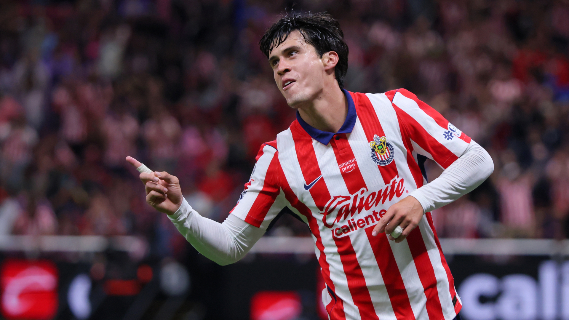 Diego Campillo, jugador de Chivas, en un partido de Liga MX
